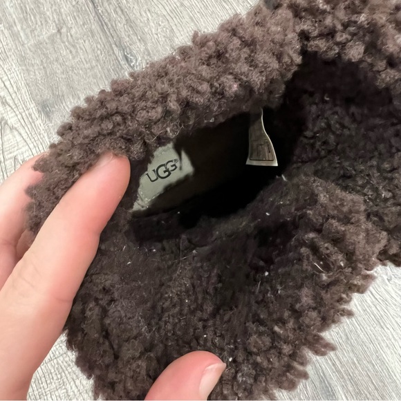 BRAND NEW UGG Boots - Picture 4 of 4